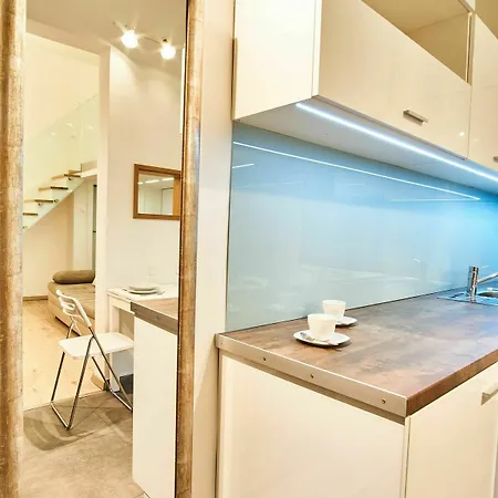 V27 | Hostaid Apartment *