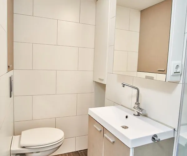 V27 | Hostaid Apartament