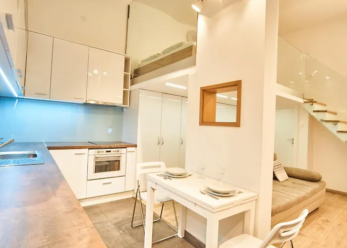 V27 | Hostaid Apartman